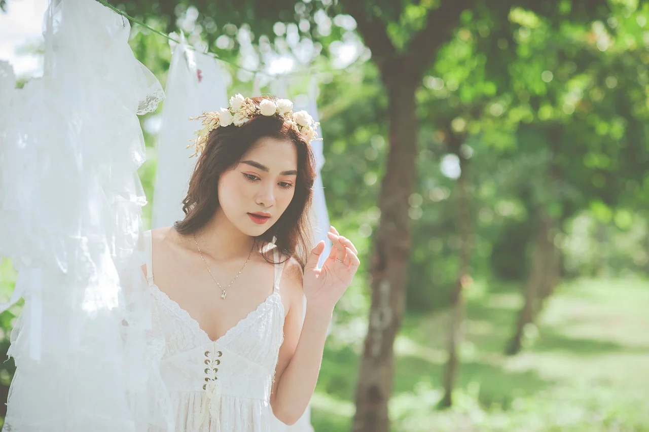 Rent vs. Buy: Which Is Better for Your Prom or Debut?