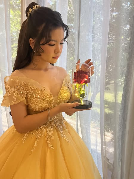 Customer photo of Honey R